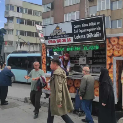 İstanbul'un her yerinde, cenaze, düğün, sünnet, nişan, özel gün ve açılışlarınız için lokma döküyoruz.