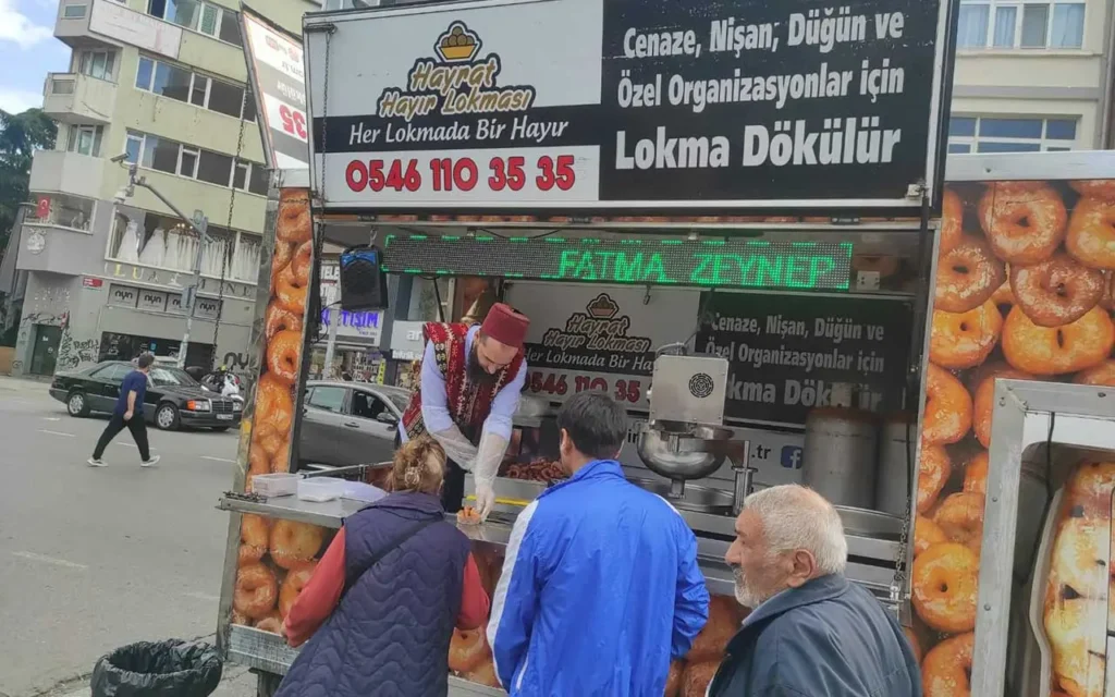 İstanbul'un her yerinde, cenaze, düğün, sünnet, nişan, özel gün ve açılışlarınız için lokma döküyoruz.