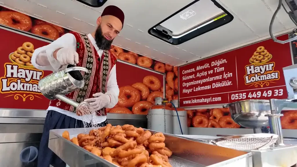 Mobil Yerinde Sıcak Hayır Lokması
